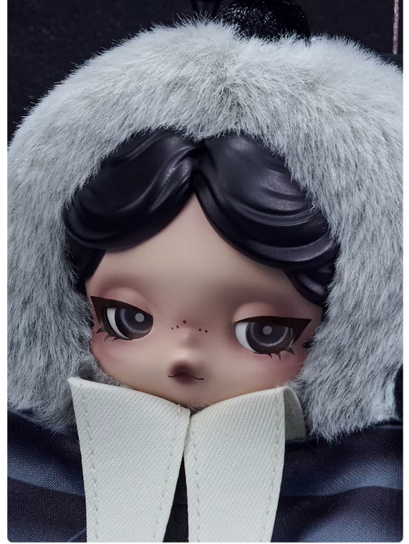 Autentic POPMART SKULLPANDA × Wednesday Plush（Nevermore Academy Uniform Version）